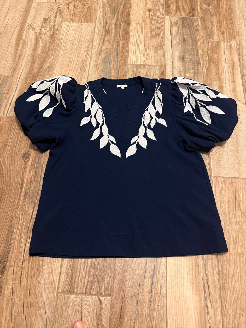 Jodifl Embroidered Puff Sleeve Top - Picture 2 of 4
